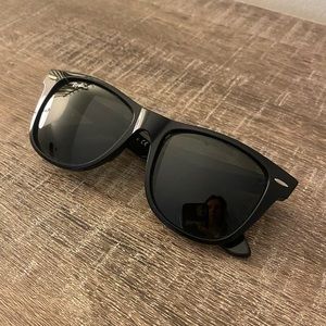 Ray-Ban Wayfarers